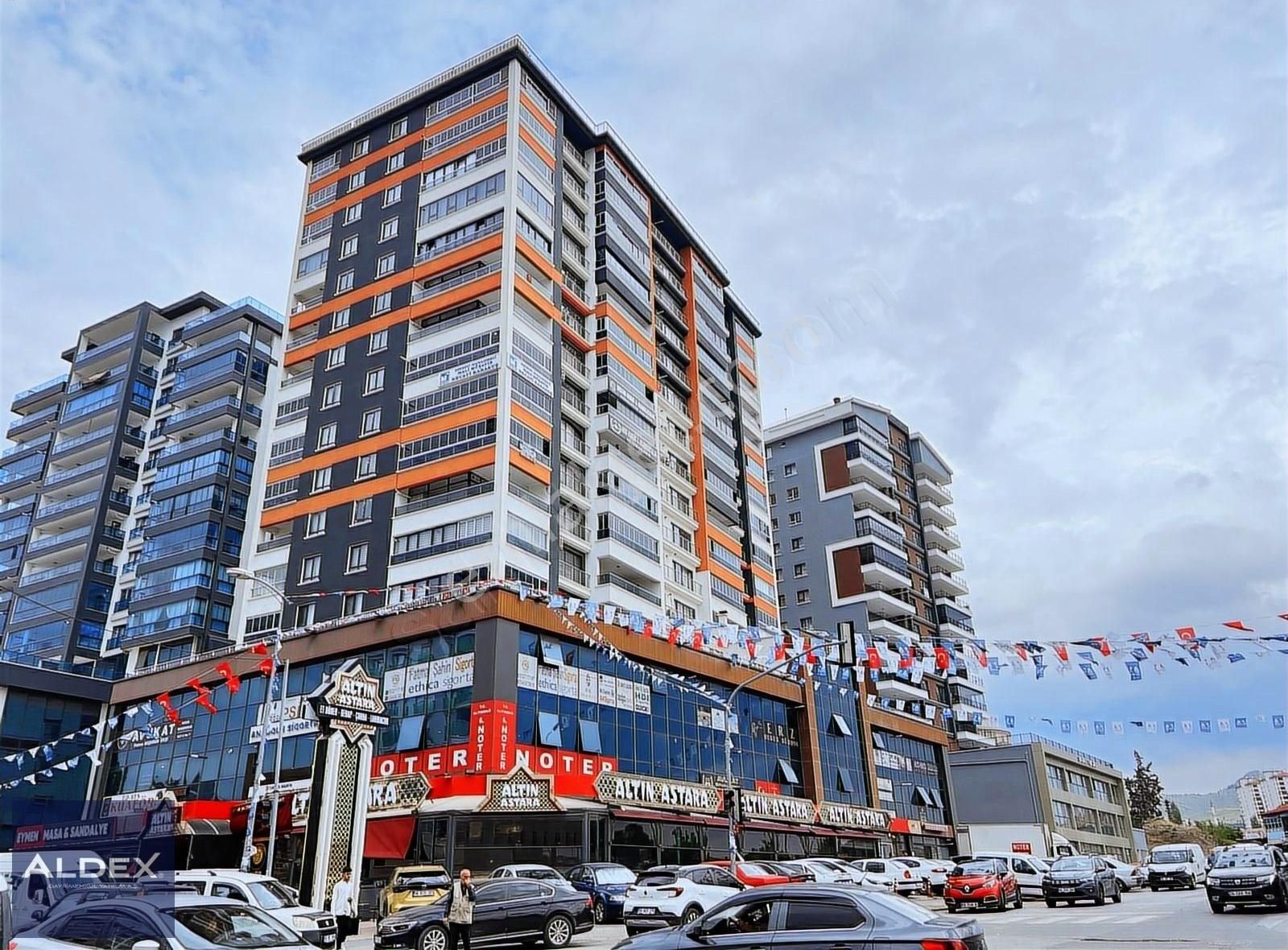 Ulubey Mah. 4+1 Merkezi Lokasyonda 160m2 Satılık Lüks Daire