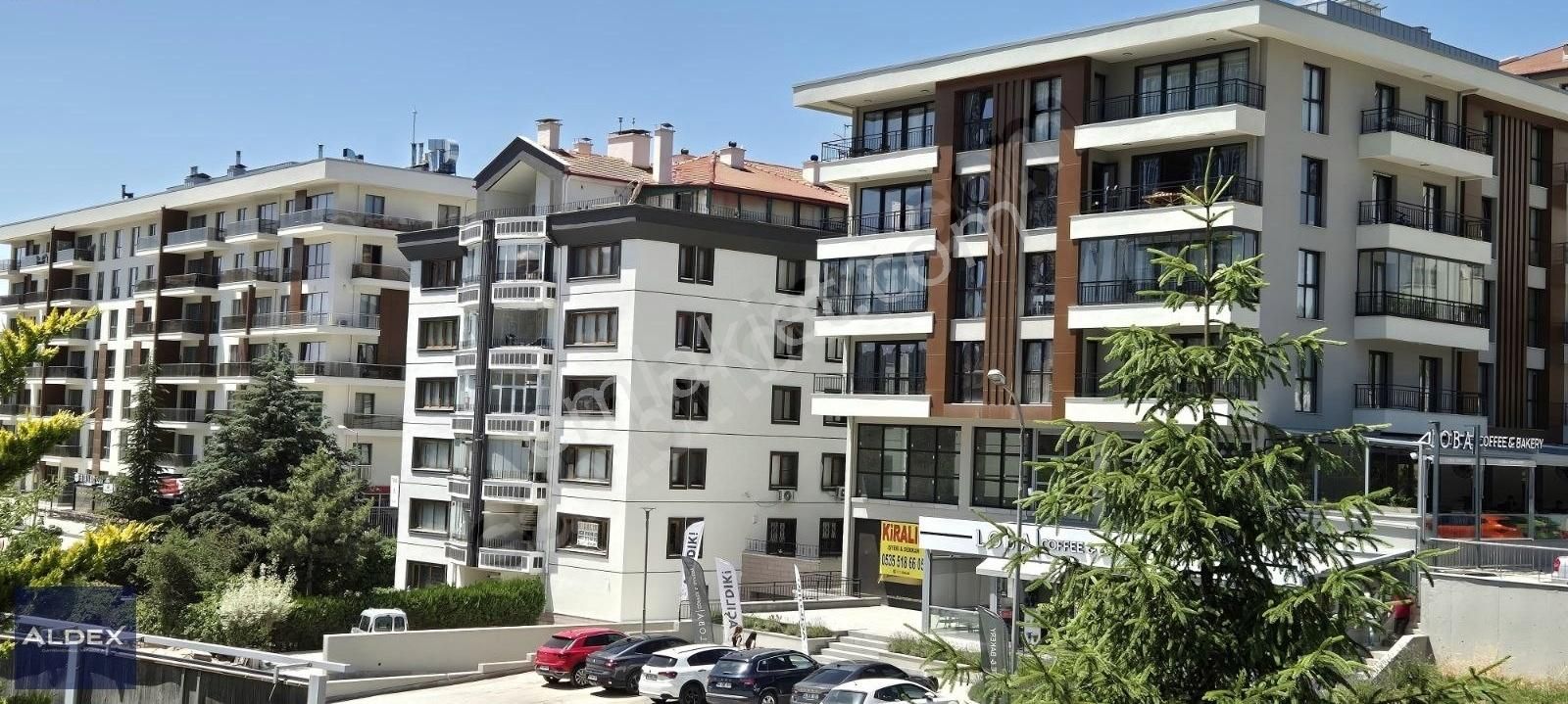 Çukurambar'da Merkezi Konumda Geniş Ve Lüks Daire !!!