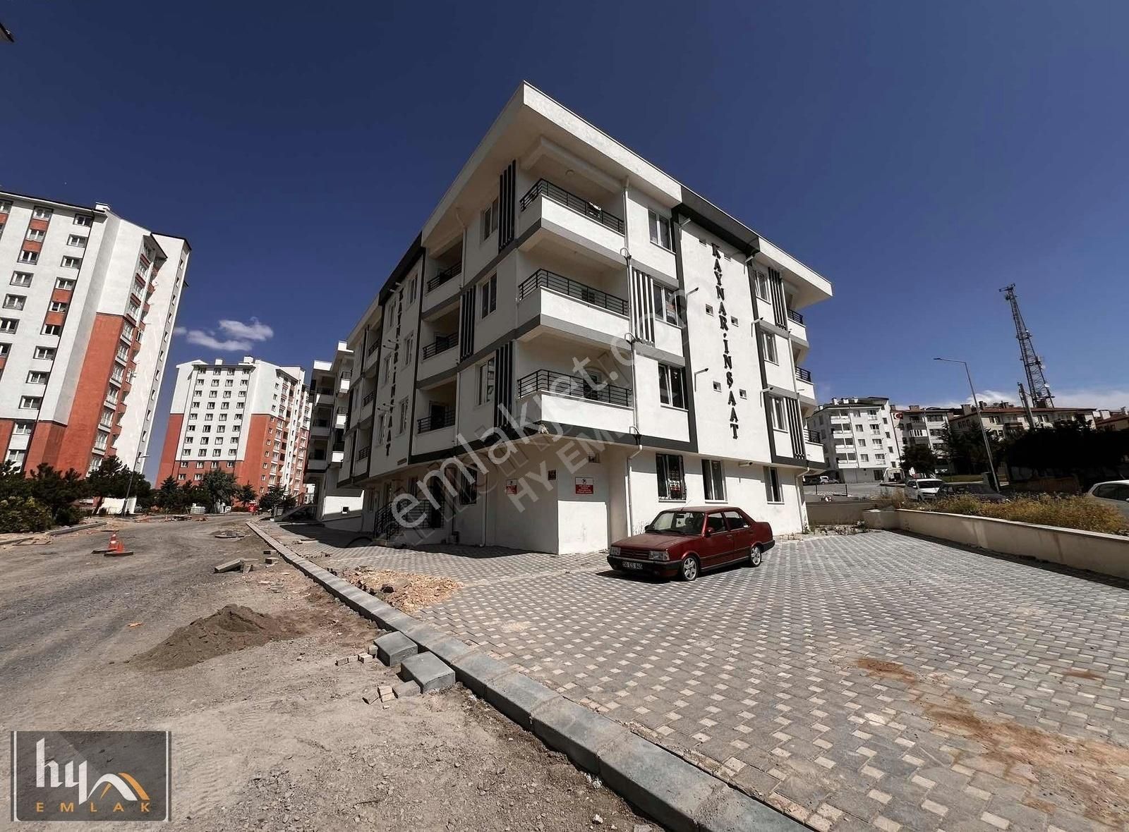 Hakan Yanık Emlaktan Kiralık 1+1