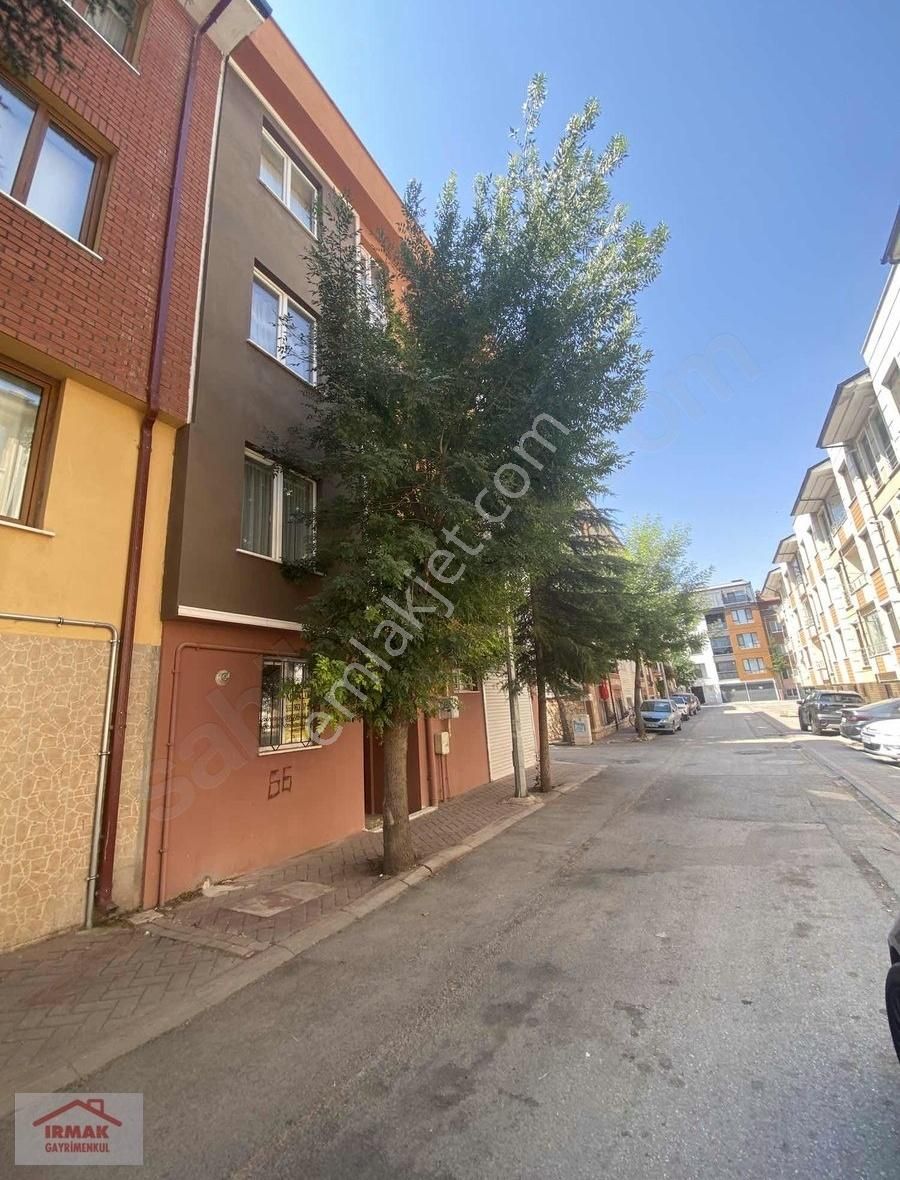 Ogü Karşısı Milli Eğitim Arkası Kiralık 1+1 Apart Daire