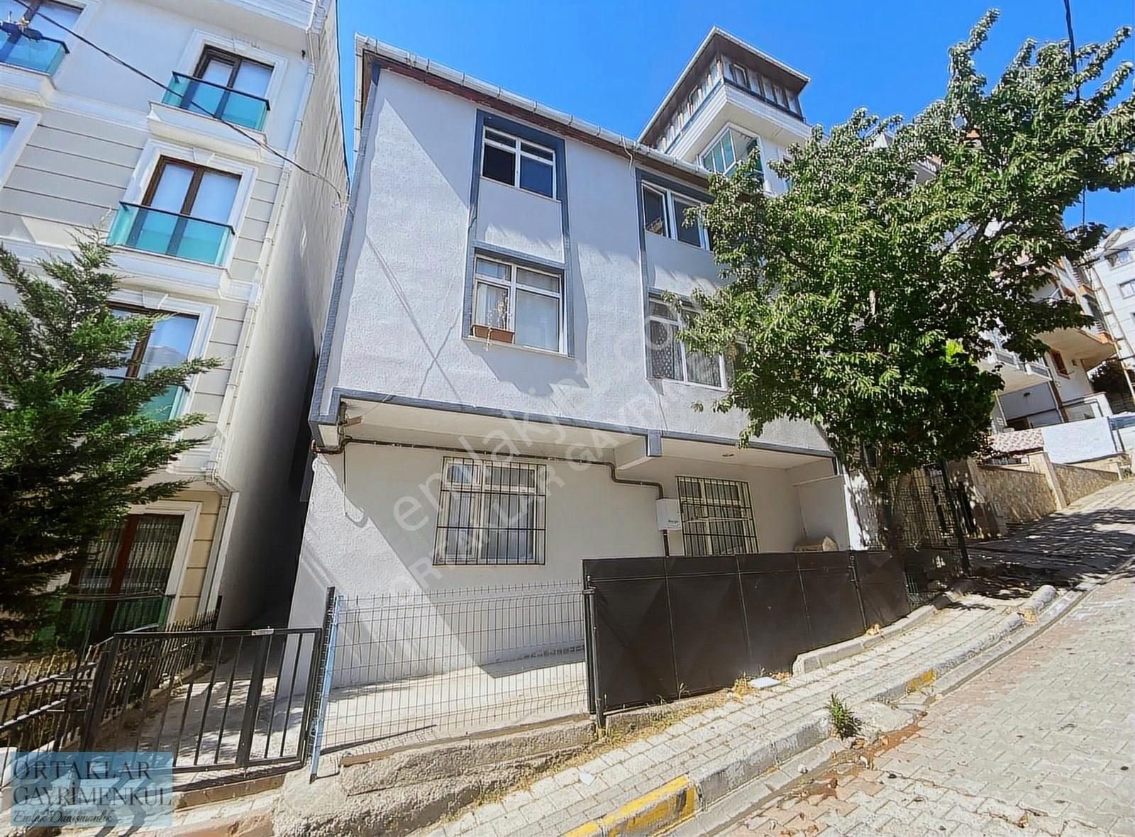 Sancaktepe 2+1 Kullanışlı 105 M2 Kiralık Daire