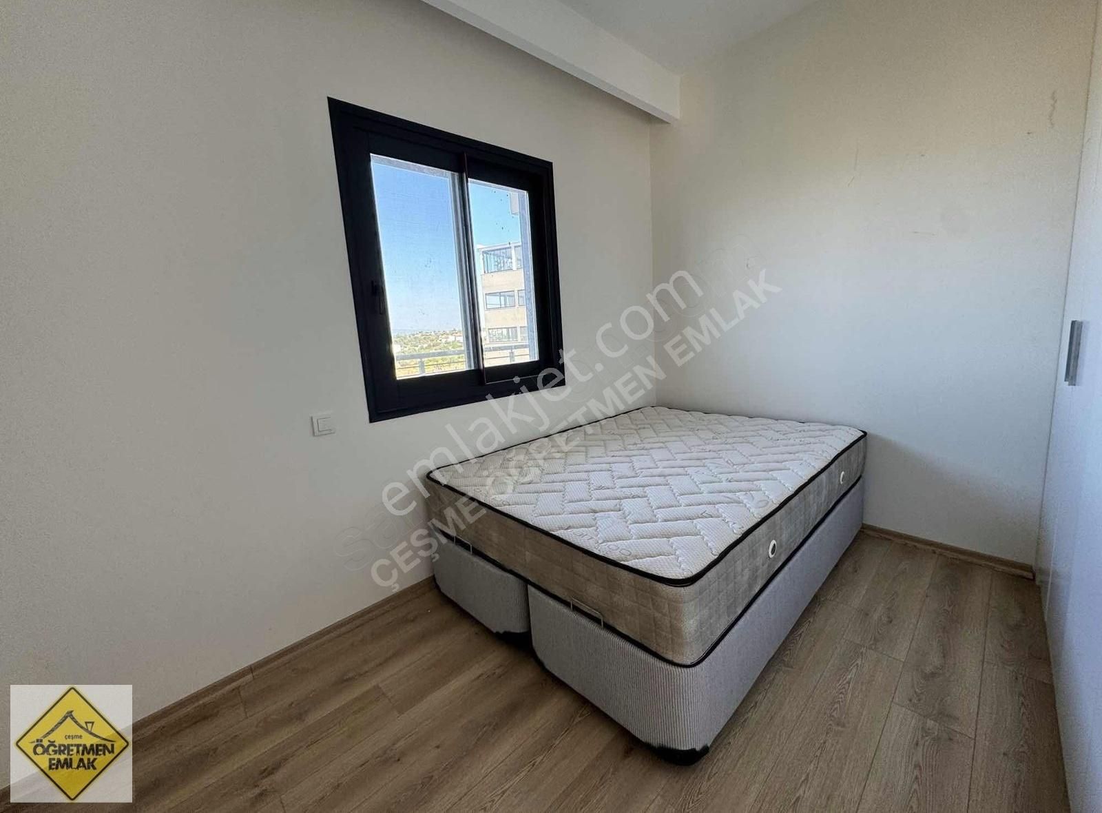 Çeşme Dalyanda Sağ Solu Önü Full Deniz Manzaralı Geniş Teraslı - Görsel 23