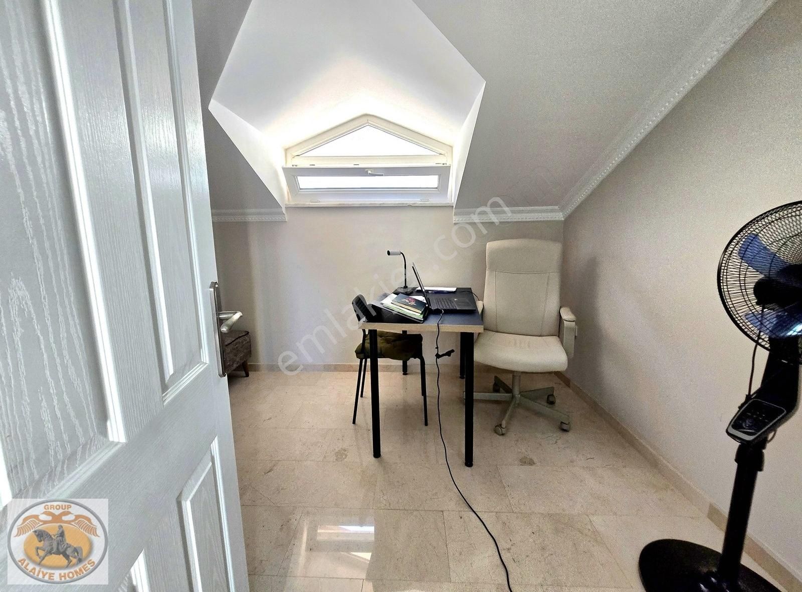 Alanya Tepede Satılık 3+1 Masrafsız Dublex Villa - Görsel 13