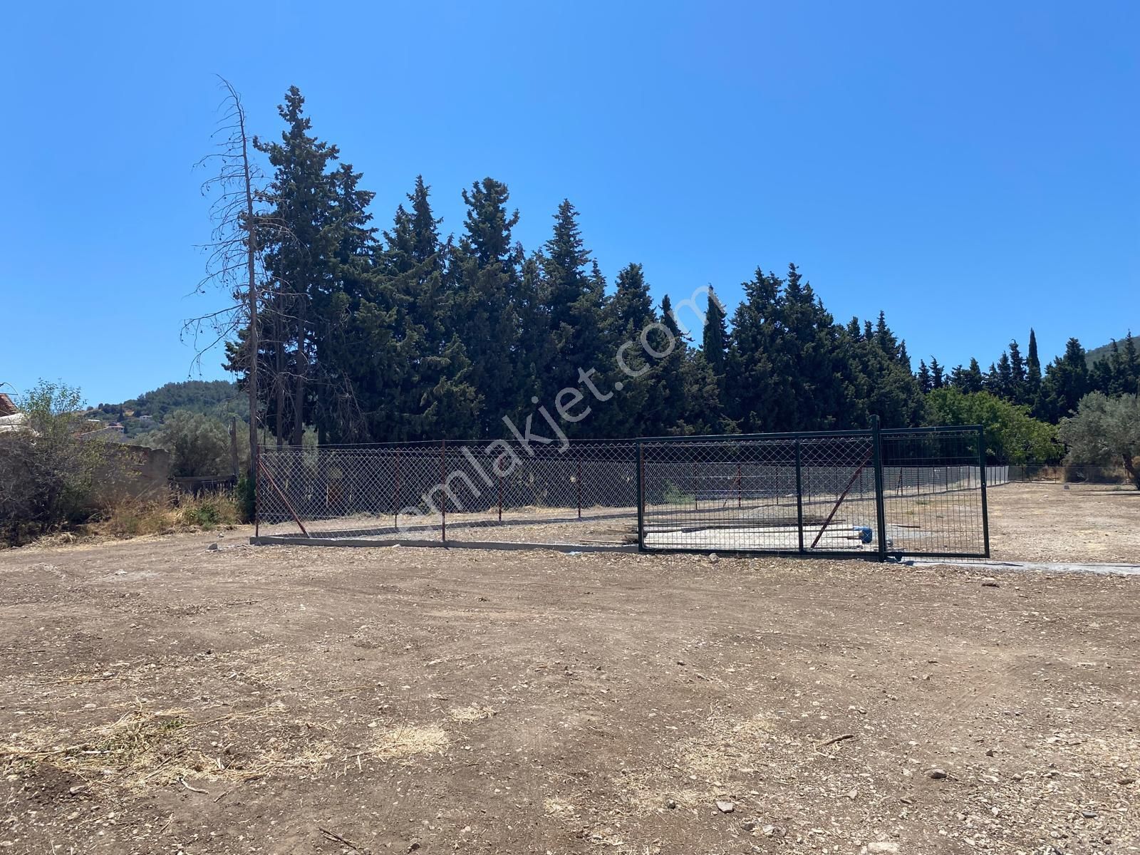 Urla Denizli Mahallesinde Lokasyonu Çok İyi Denize 750 Metre Mesafede Satılık Tarla - Görsel 28