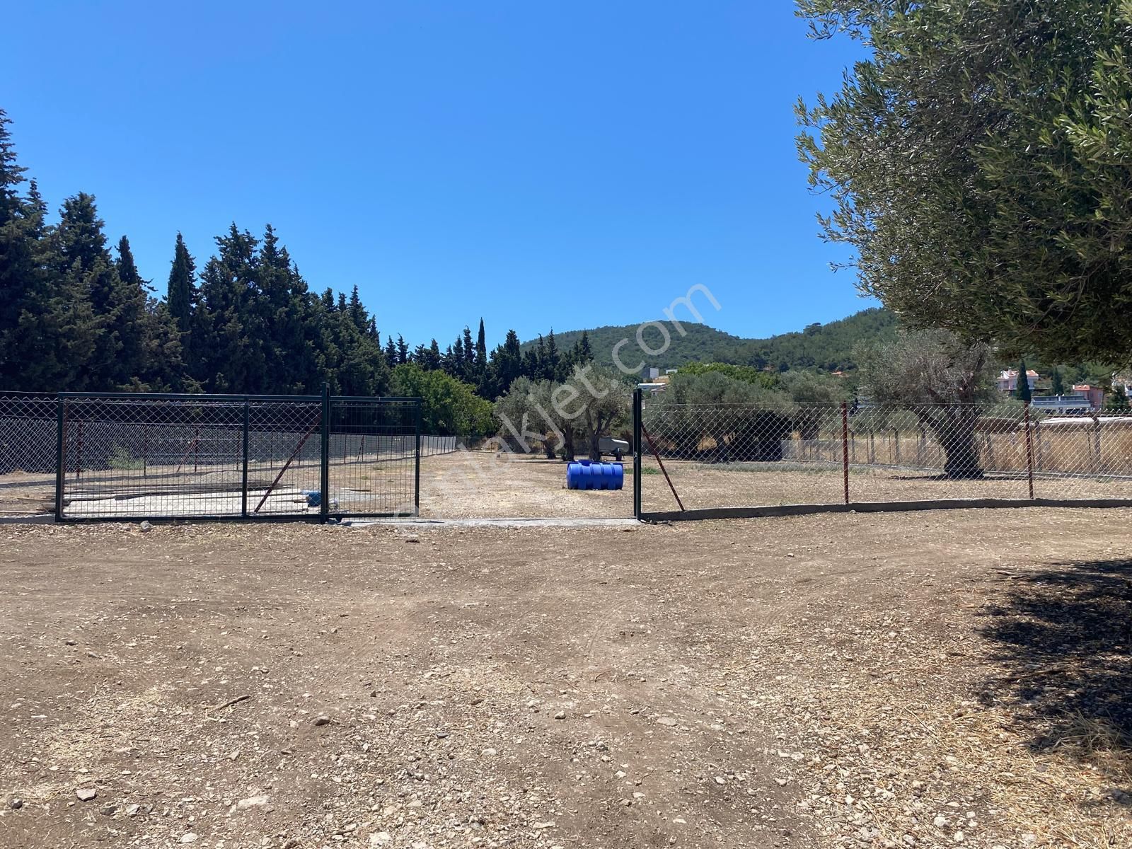 Urla Denizli Mahallesinde Lokasyonu Çok İyi Denize 750 Metre Mesafede Satılık Tarla - Görsel 27