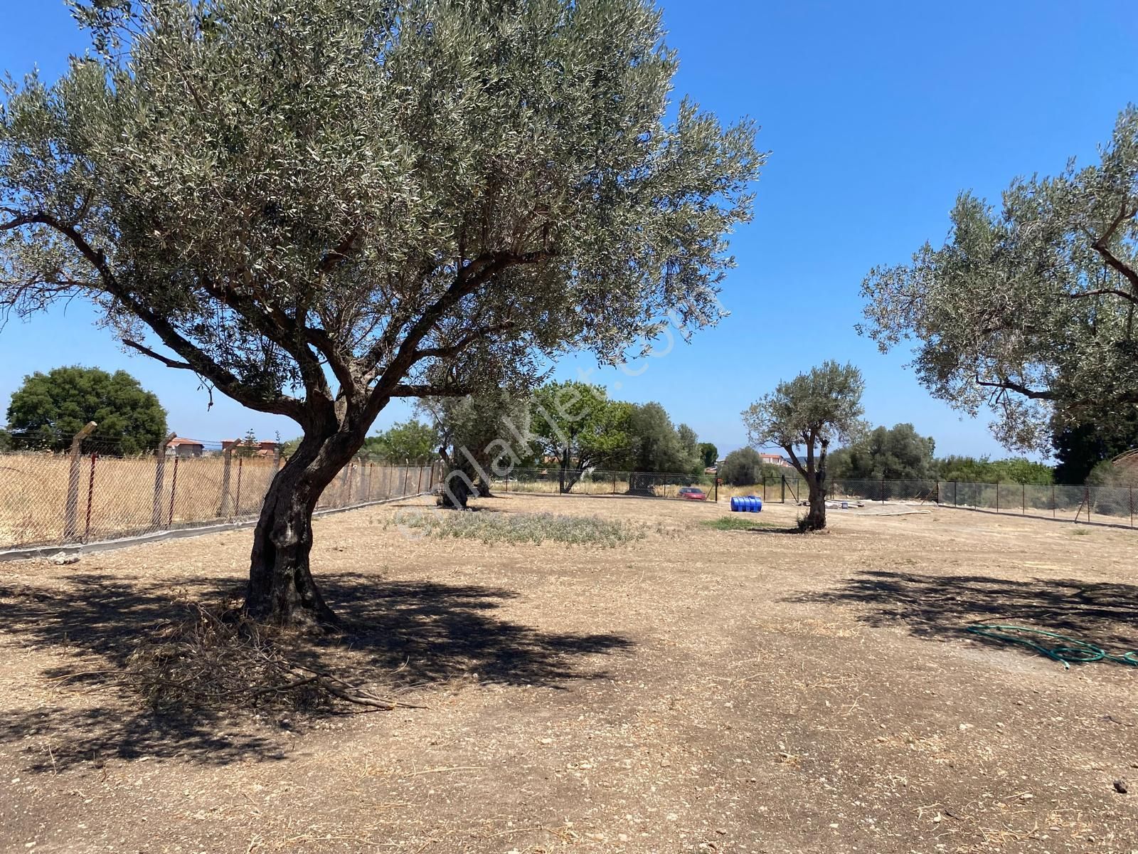 Urla Denizli Mahallesinde Lokasyonu Çok İyi Denize 750 Metre Mesafede Satılık Tarla - Görsel 19