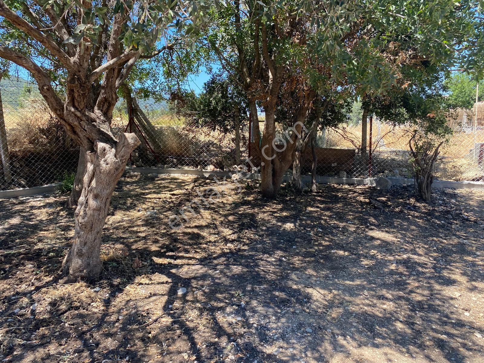 Urla Denizli Mahallesinde Lokasyonu Çok İyi Denize 750 Metre Mesafede Satılık Tarla - Görsel 17