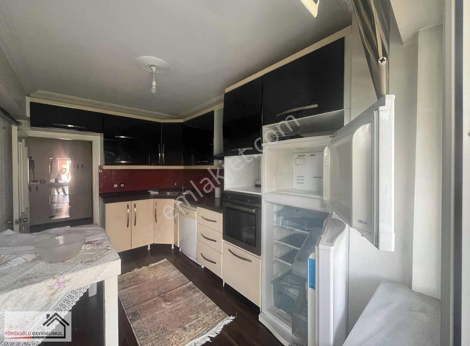 Esentepe Mahallesinde Metroya Yakın 3+1 Eşyalı Kiralık Daire