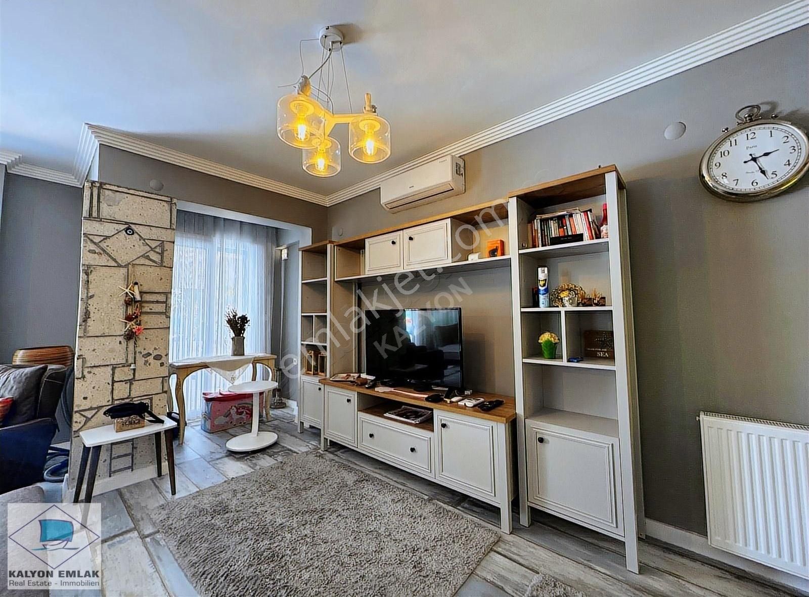 Alaçatı Çamlık Yol'a Komşu Satılık Müstakil Köşe Konumlu Villa - Görsel 34