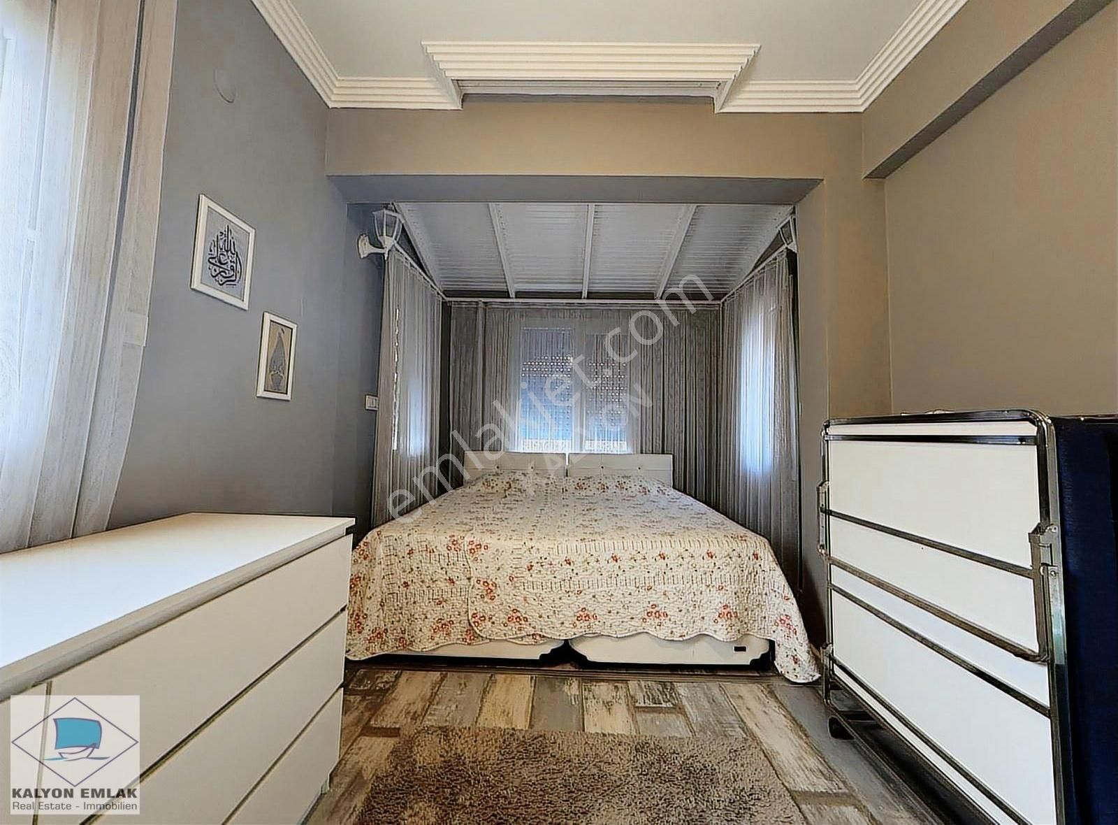 Alaçatı Çamlık Yol'a Komşu Satılık Müstakil Köşe Konumlu Villa - Görsel 11