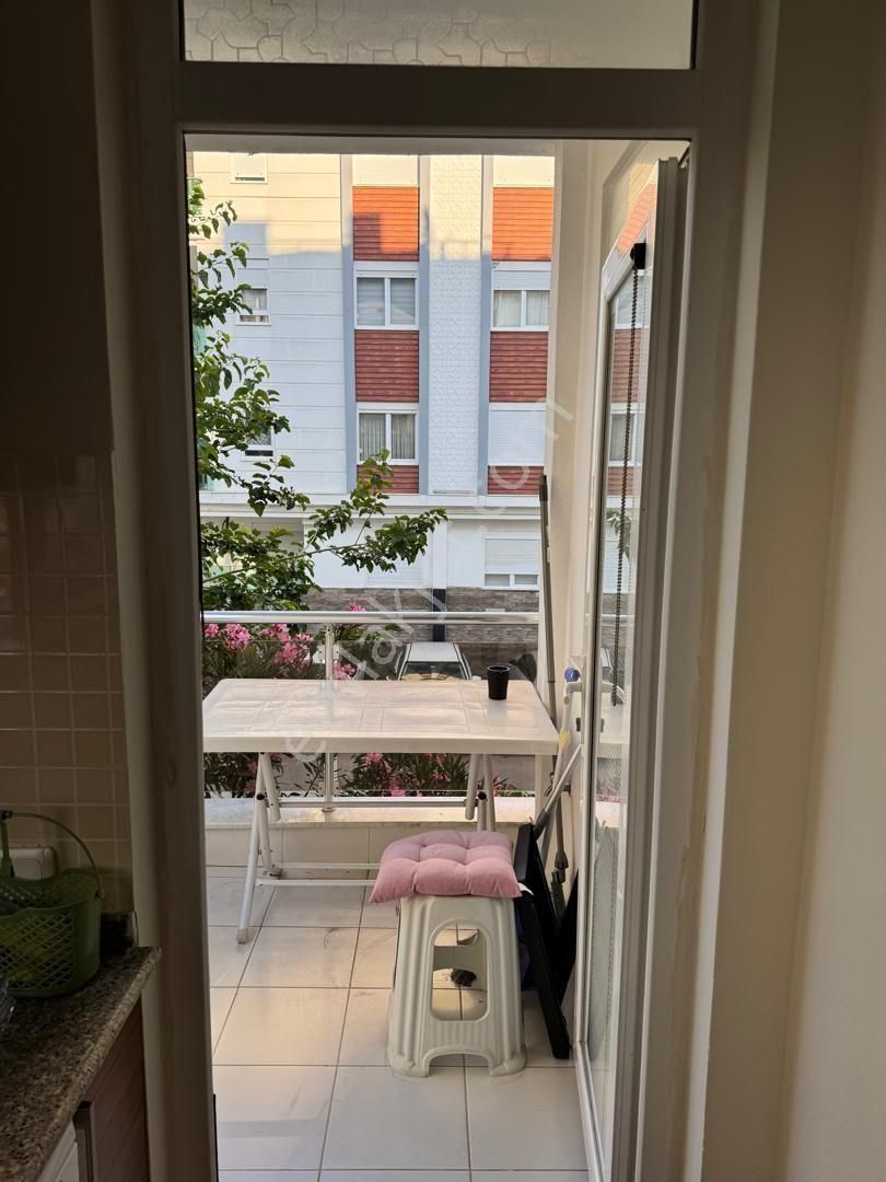 Konyaaltı Sarısu Mahallesınde Havuzlu Eşyalı 1+1 Satılık Daire - Görsel 9