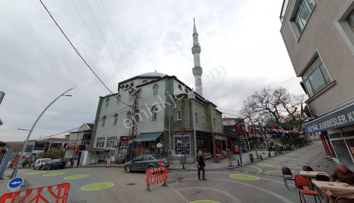 F.akboga İnşaattan Çatalca Çiftlikköyde Satılık Caplı 320 M2 Köy İçinde