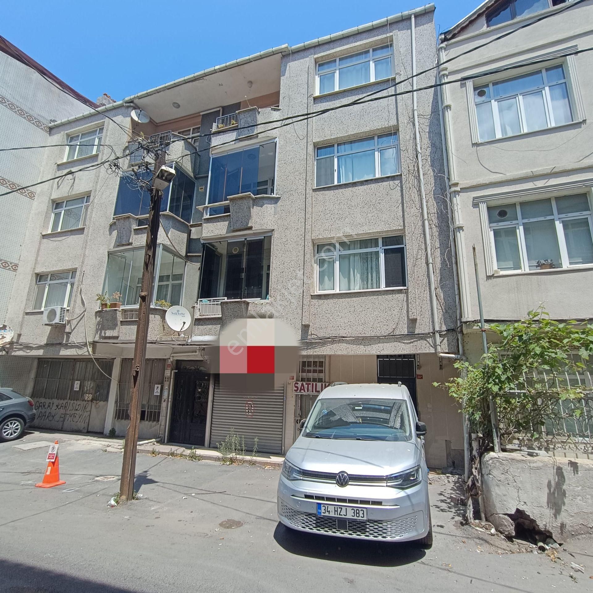 Gaziosmanpaşa Merkez Salihpaşa Caddesine 30 Mtr Mesafede 13 M2 Elektironik Kepenk Düz Giriş