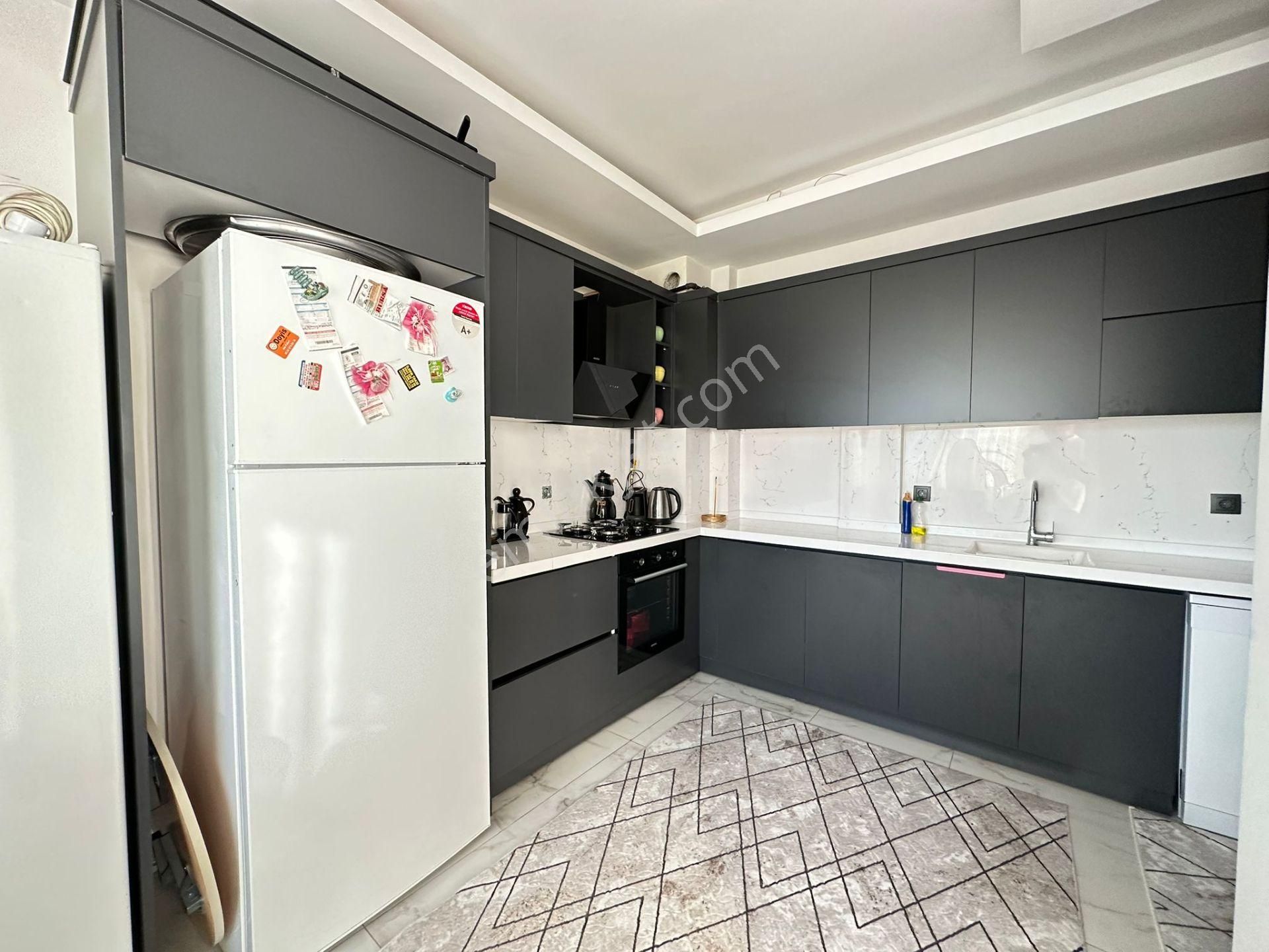 İldem De Satılık 3,5+1 Süper Lüx Daire Uyugn Fiyatlı