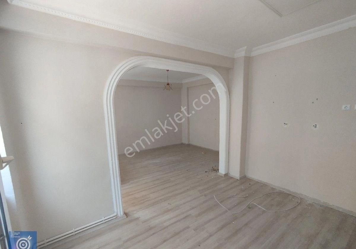 Sezgin Aslan'dan Çiftlik Mah 3+1kiralık Daire
