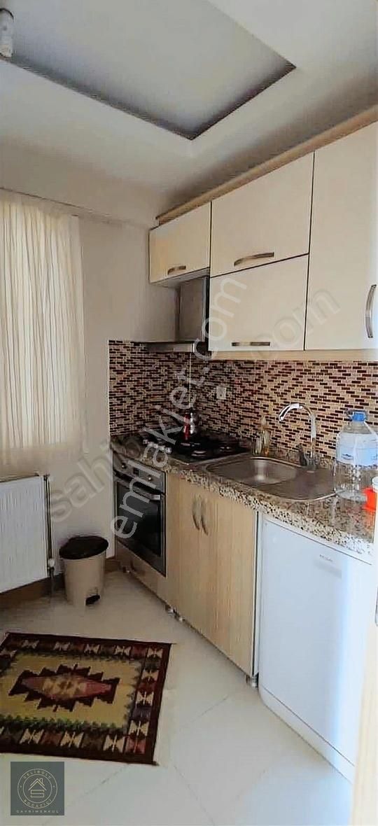 Site İçerisinde Saltanat Konaklarında Eşyalı Kiralık 1+1 Daire