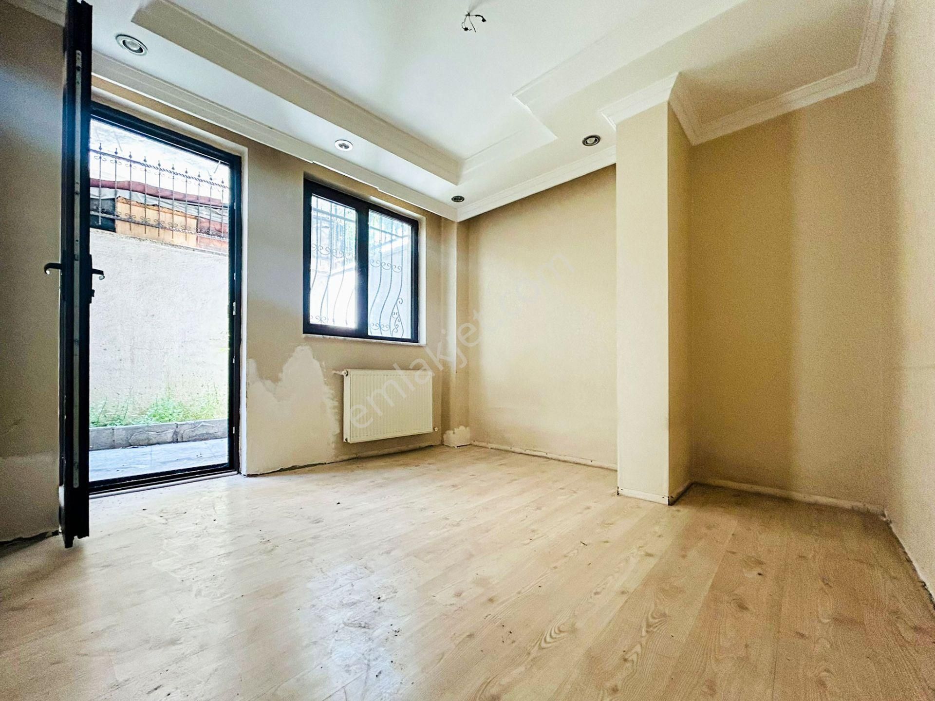 Marcity'den Kocasinan Gazi Caddesin'de 1+1 53m² Bahçe Katı