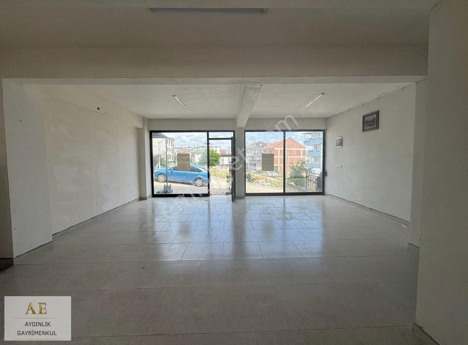 Aydınlık Emlak'tan Alanyurtta Kiralık 150 M² Dükkan