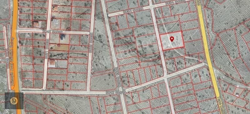 Dora Gayrimenkul'den Fertek Kampüs Yolnda Yatırımlık 2305m2 Arsa