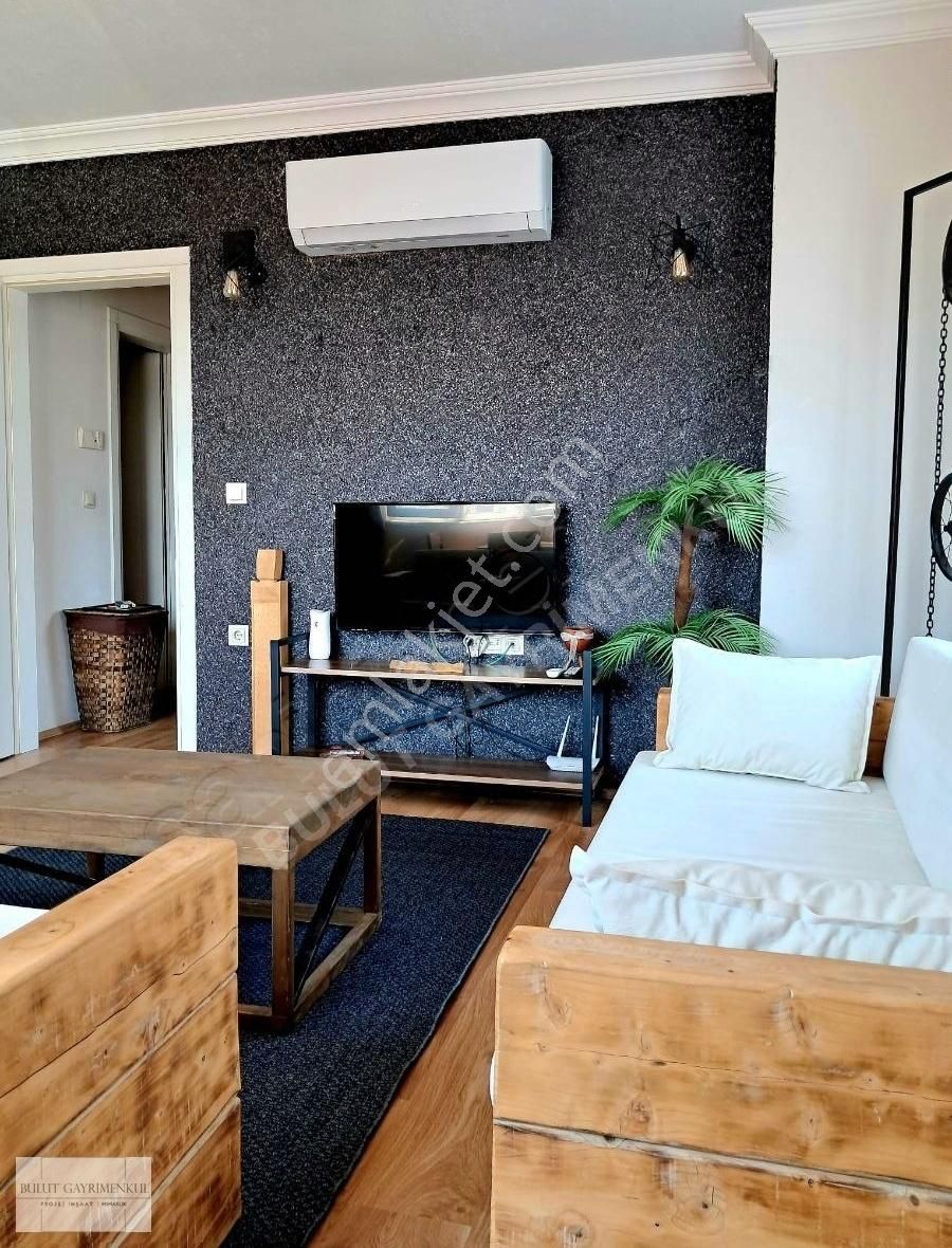 Ortaca Merkezde Esyalı Satılık Asansorlu 1+1 Daıre - Görsel 2