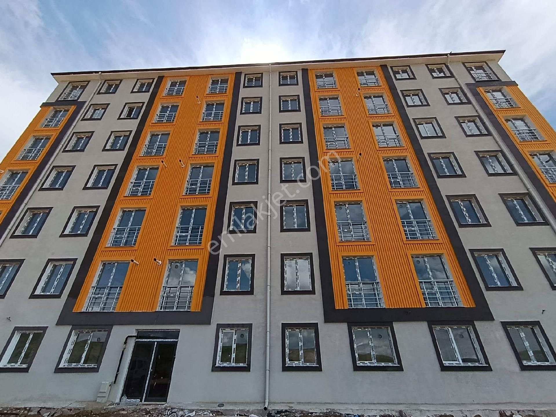 Epadan Yeni Sanayi Karşısı Satlık 1+1 Sıfır Daireler