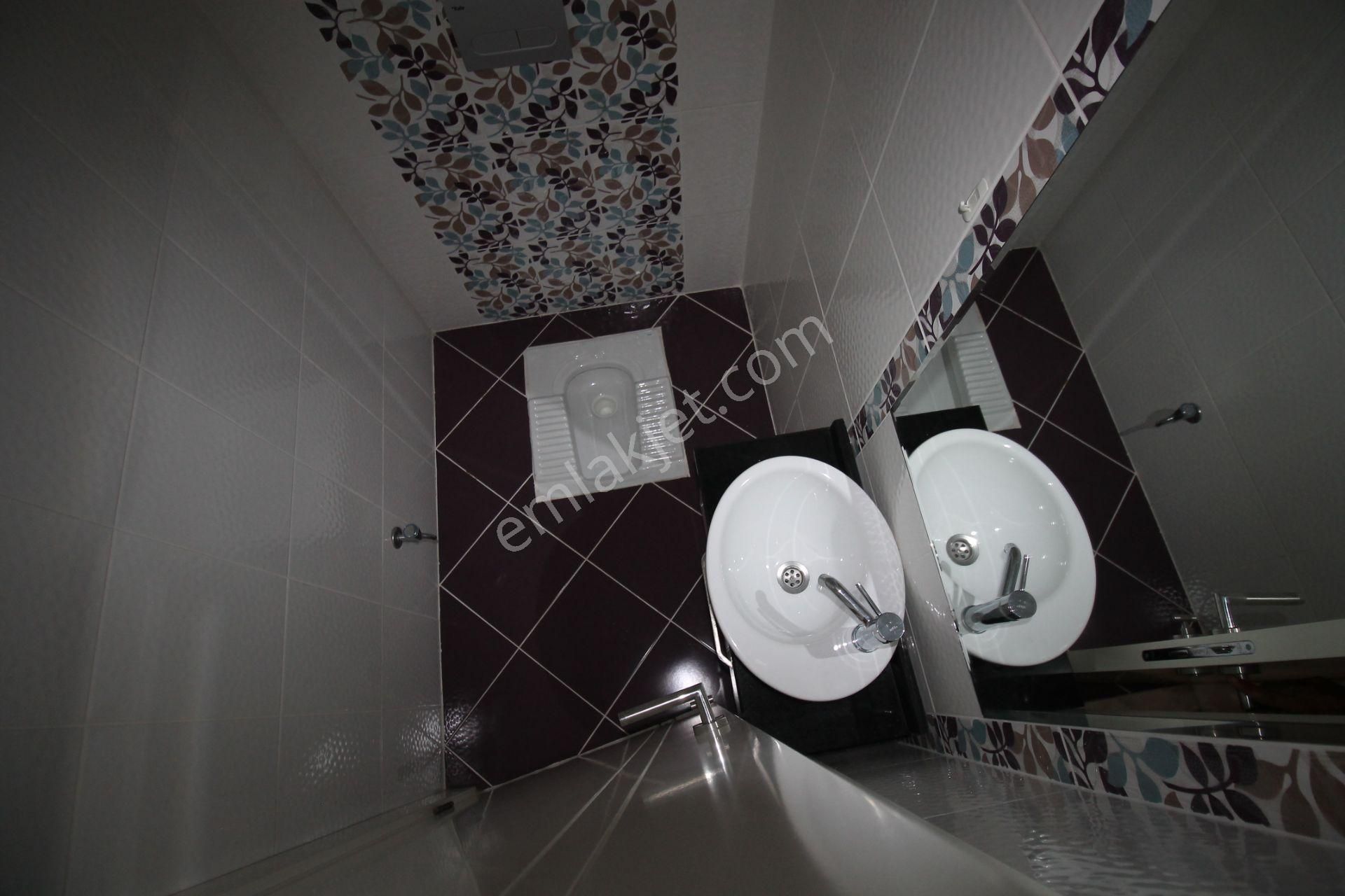 Retro’dan Akkent Mah’de Site İçi Havuzlu Doğalgazlı B.mutfak Kiralık 3+1 - Görsel 8