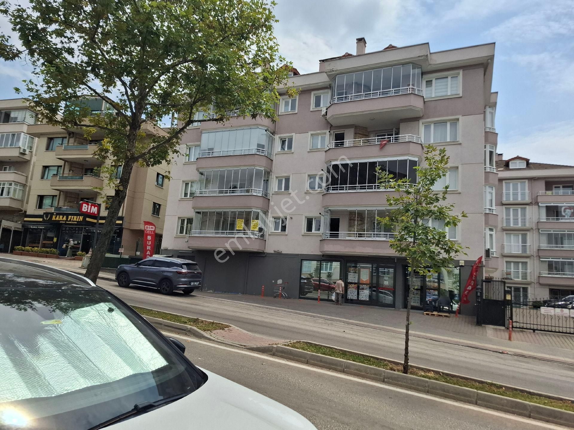 Bursa Nilüfer Beşevler De Cadde Üzerin De Kiralık Daire