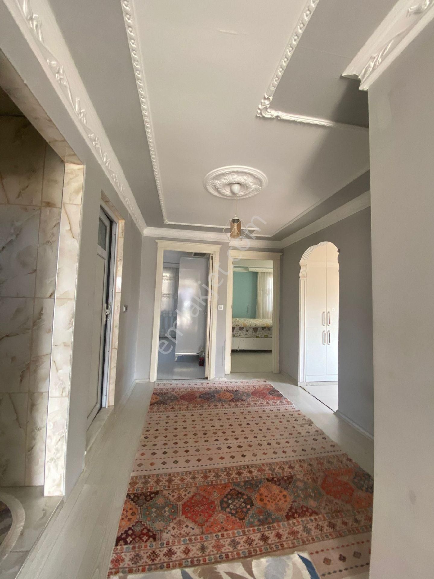 Adana Seyhan Mithatpaşada 150 M² 2,4 Apartman Yoğunluk Hisseli Arsada 15yaşında 3katlı Müstakil Ev - Görsel 28