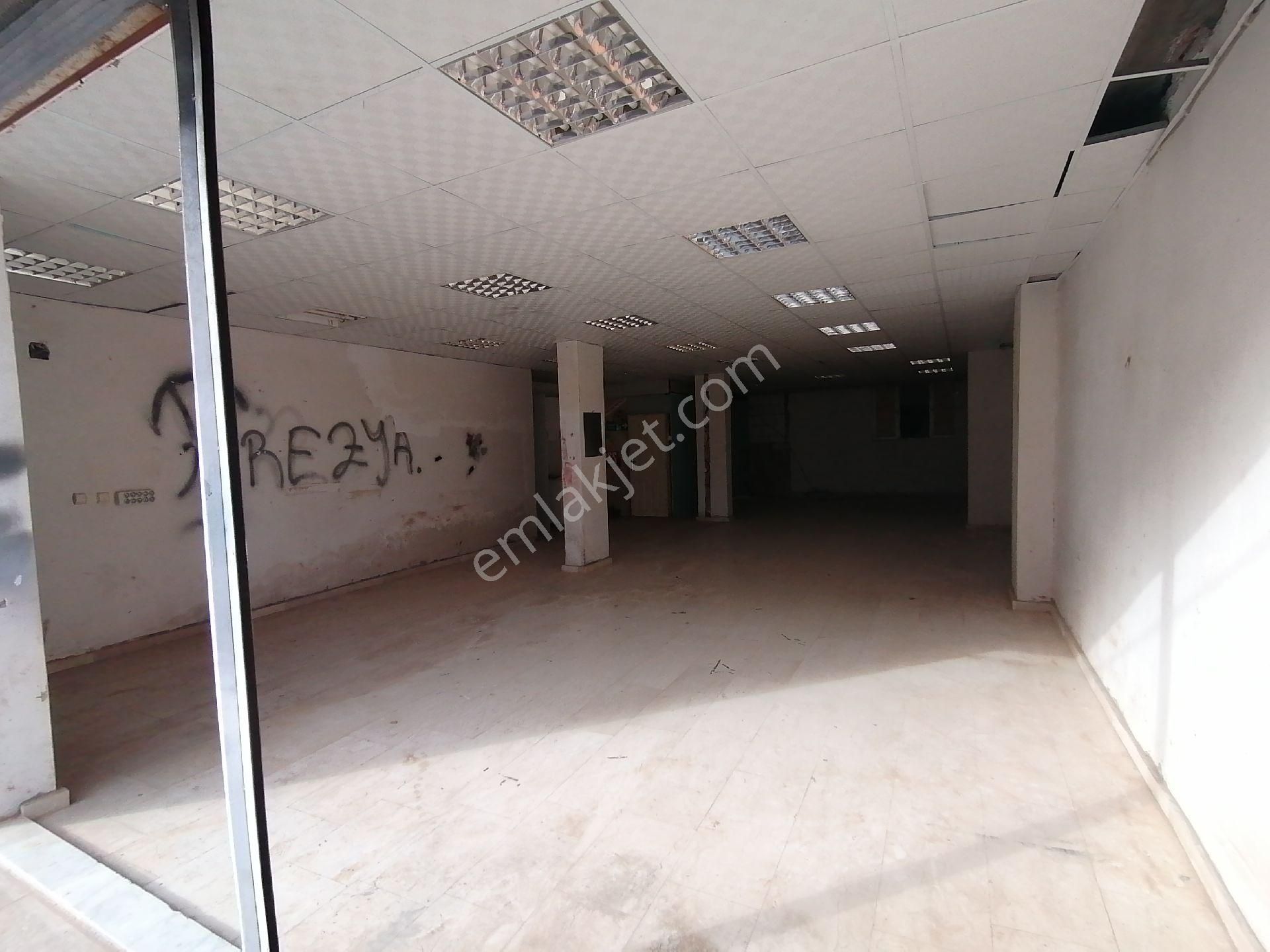 Adana Seyhan Mithatpaşada 150 M² 2,4 Apartman Yoğunluk Hisseli Arsada 15yaşında 3katlı Müstakil Ev - Görsel 21