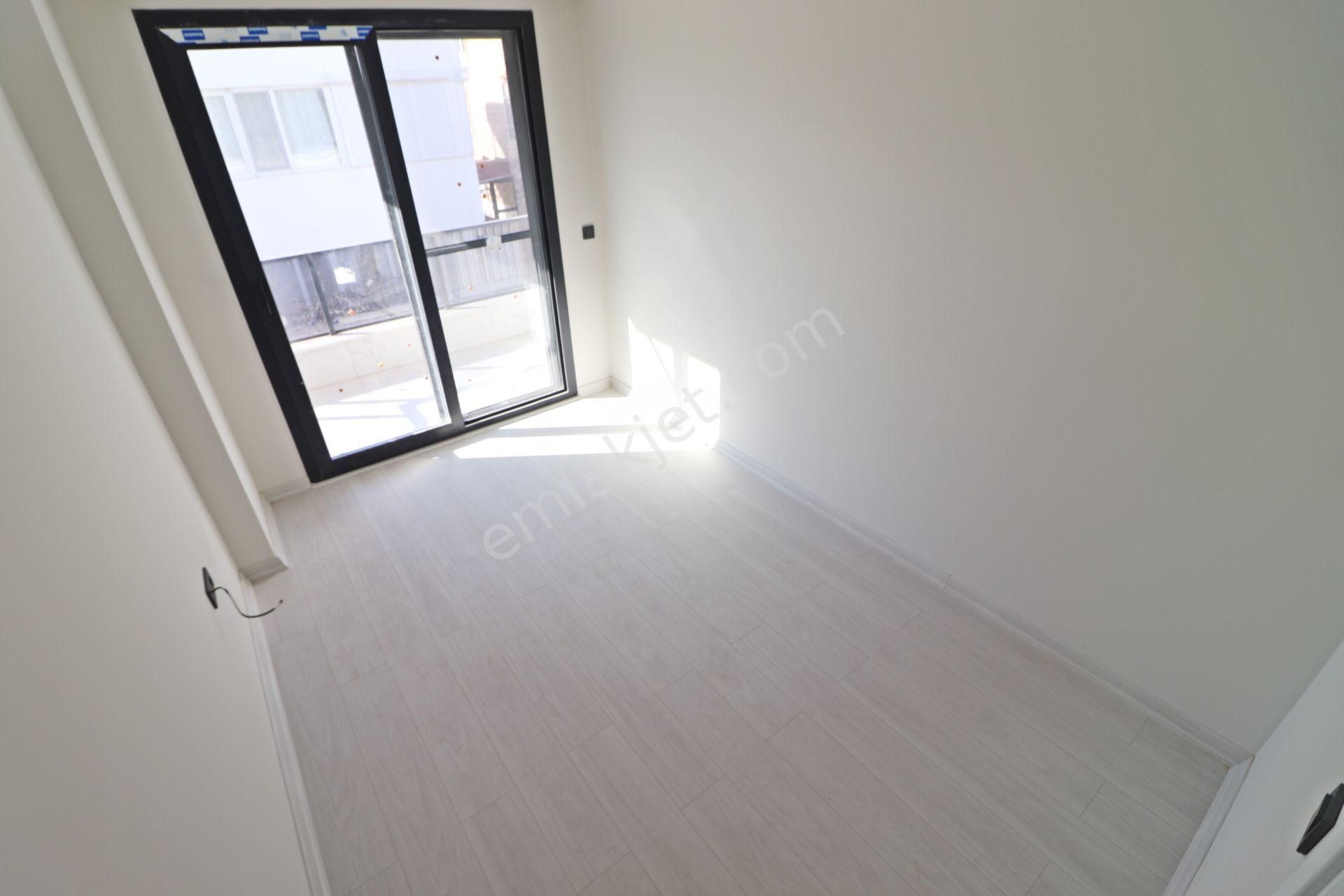 Irmaksudan Yenimahalle De Denize 200 Metre Bahçeli 3+1 Villa - Görsel 14