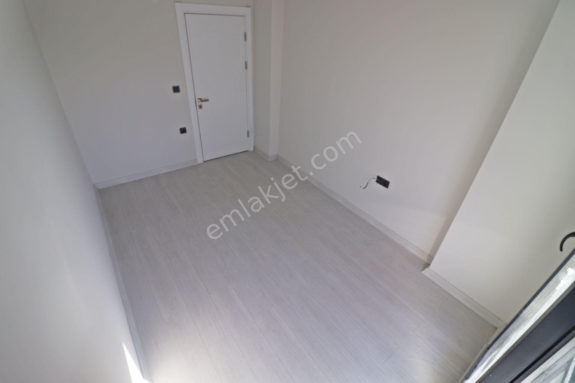 Irmaksudan Yenimahalle De Denize 200 Metre Bahçeli 3+1 Villa - Görsel 15