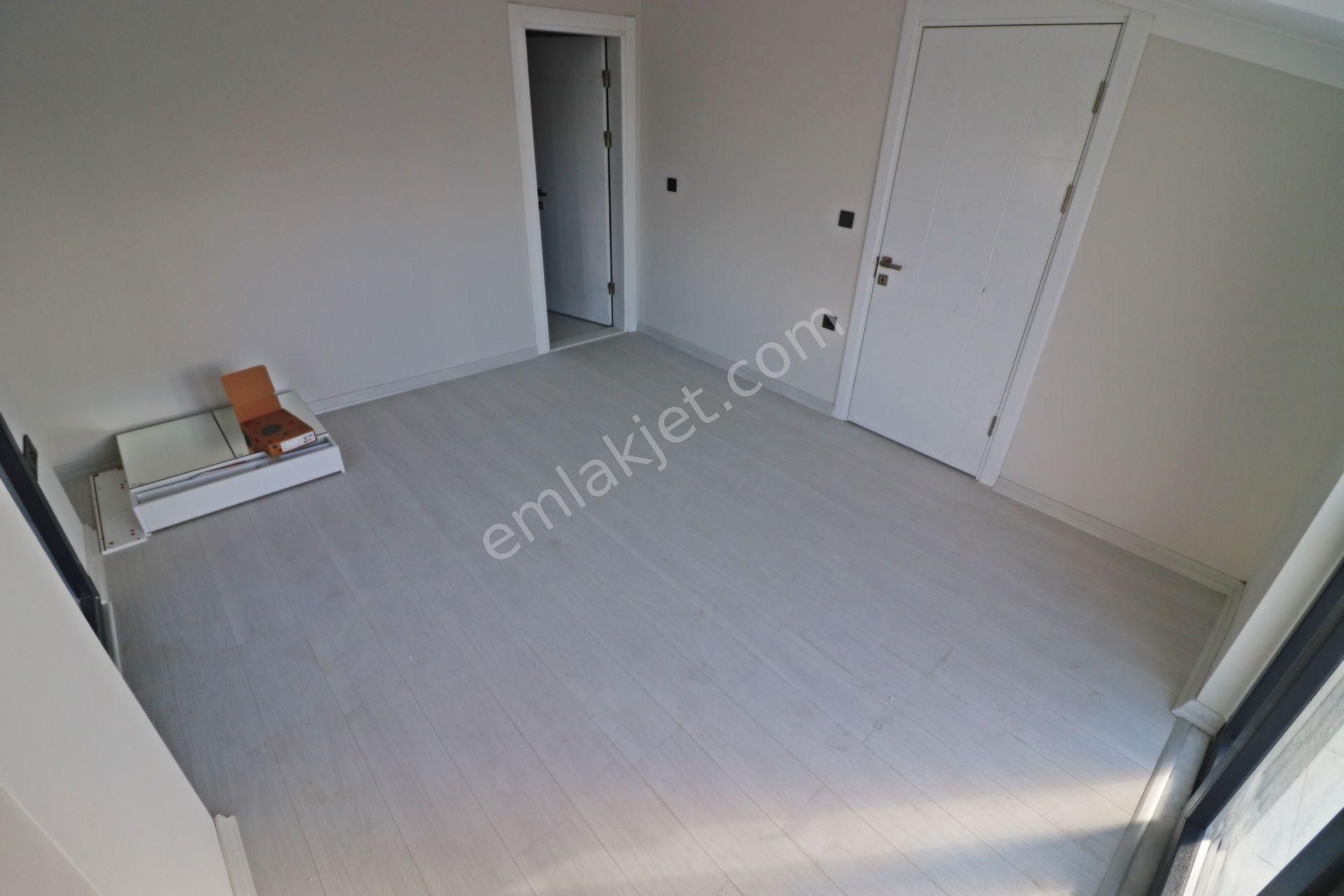 Irmaksudan Yenimahalle De Denize 200 Metre Bahçeli 3+1 Villa - Görsel 9