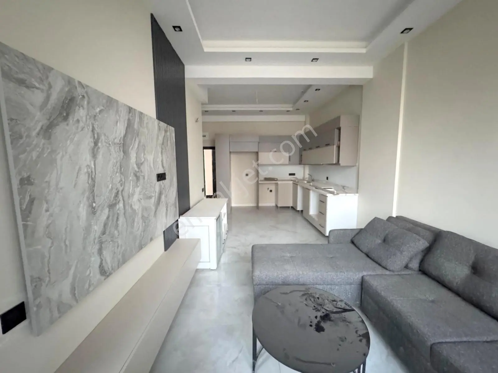 Remax Toros'tan Erdemli Ayaş'ta Muhteşem Deniz Manzaralı 1+1 - Görsel 2