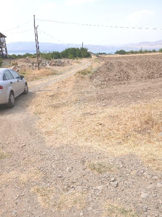 Zerteriç Te Satılık Uygun Tarla