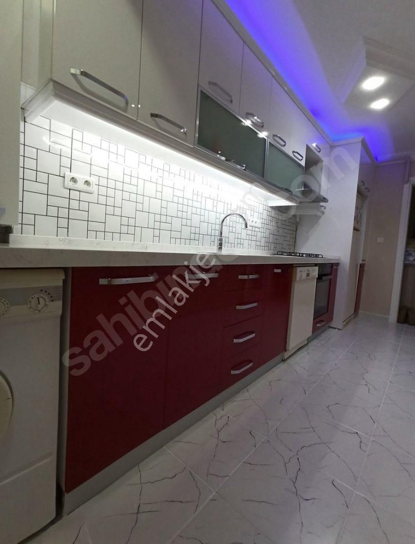 Amerikan Koleji Çevresi 2+1 Full Lüx Eşyalı