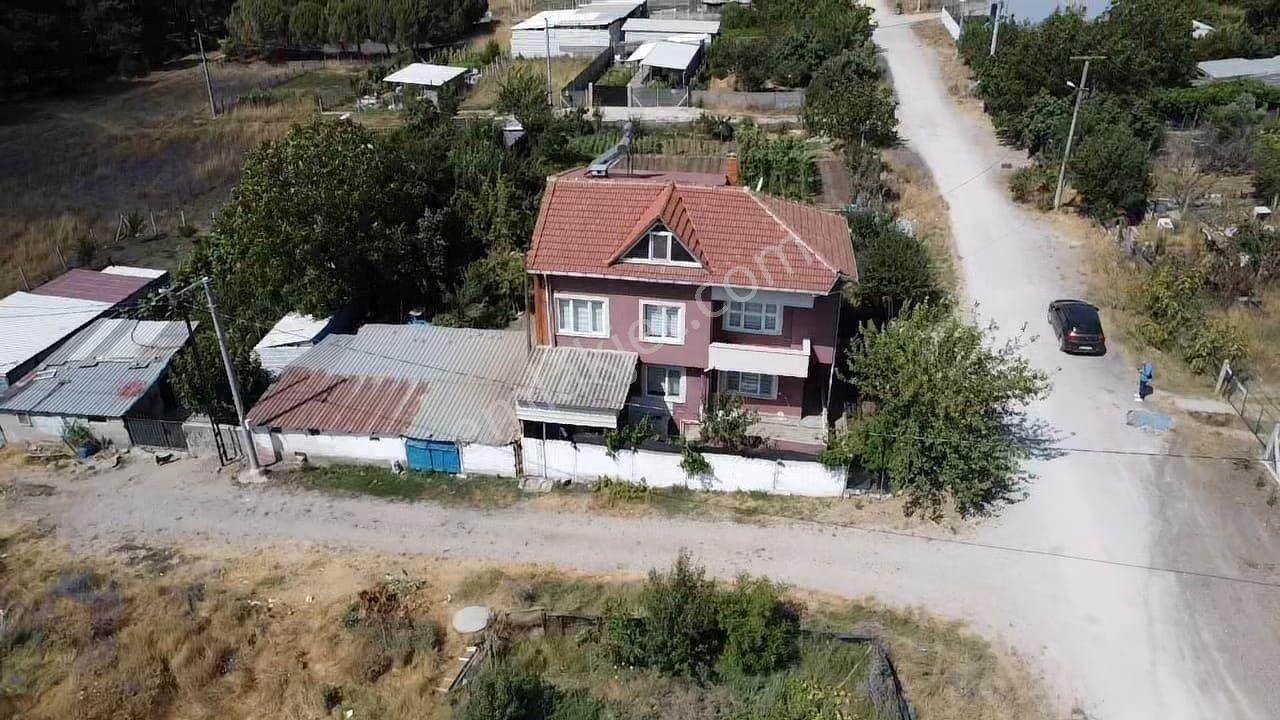Balıkesir Gönen Plevne Mah. 328 M2 Arsa İçinde İki Katlı Meyve Bahçeli Bina Satılıktır - Görsel 17