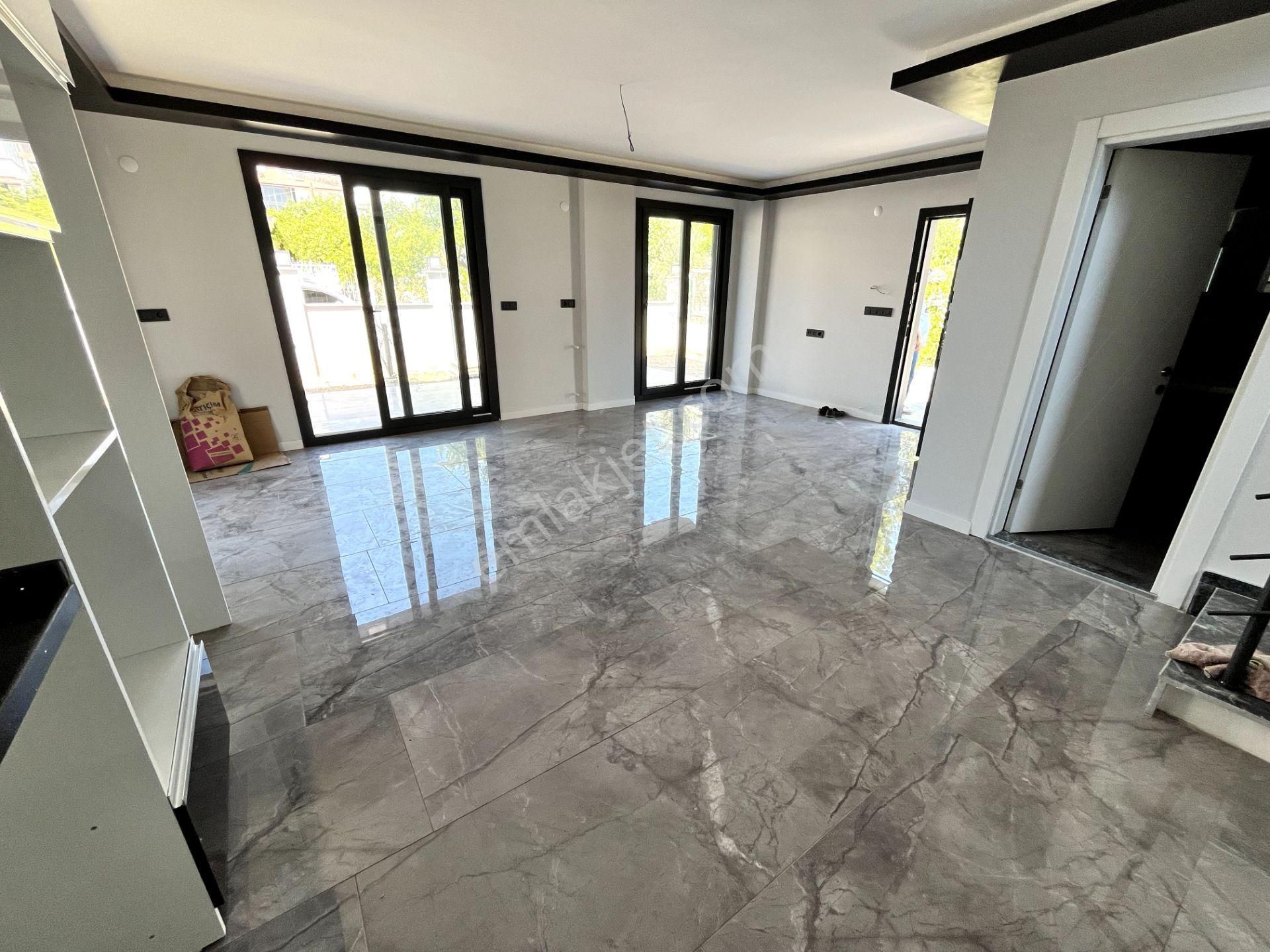 Seferihisar Doganbey'de Satılık 390 M2 Bahçe İçinde Tek Müstakil 3+1 Ebeveynli Villa - Görsel 15