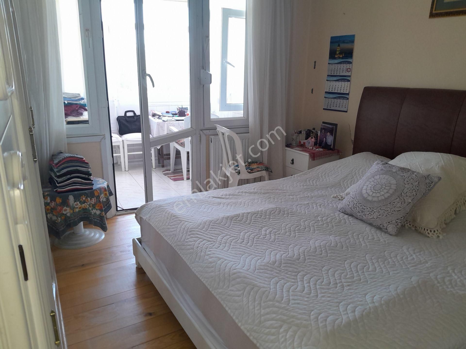 Karadeniz Emlak İstanbul Büyükadada 3+1 Yalı Dairesi 120 M2