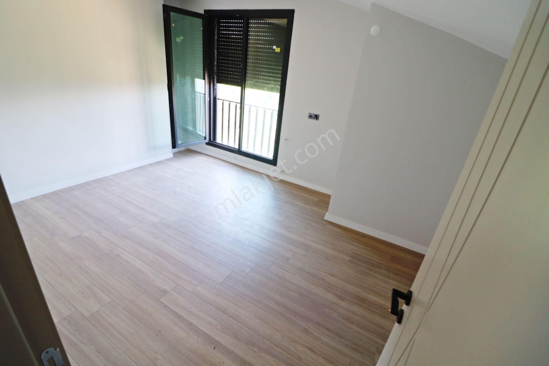 Irmaksudan Güre De Deniz Ve Dağ Manzaralı 5+1 Villa - Görsel 28