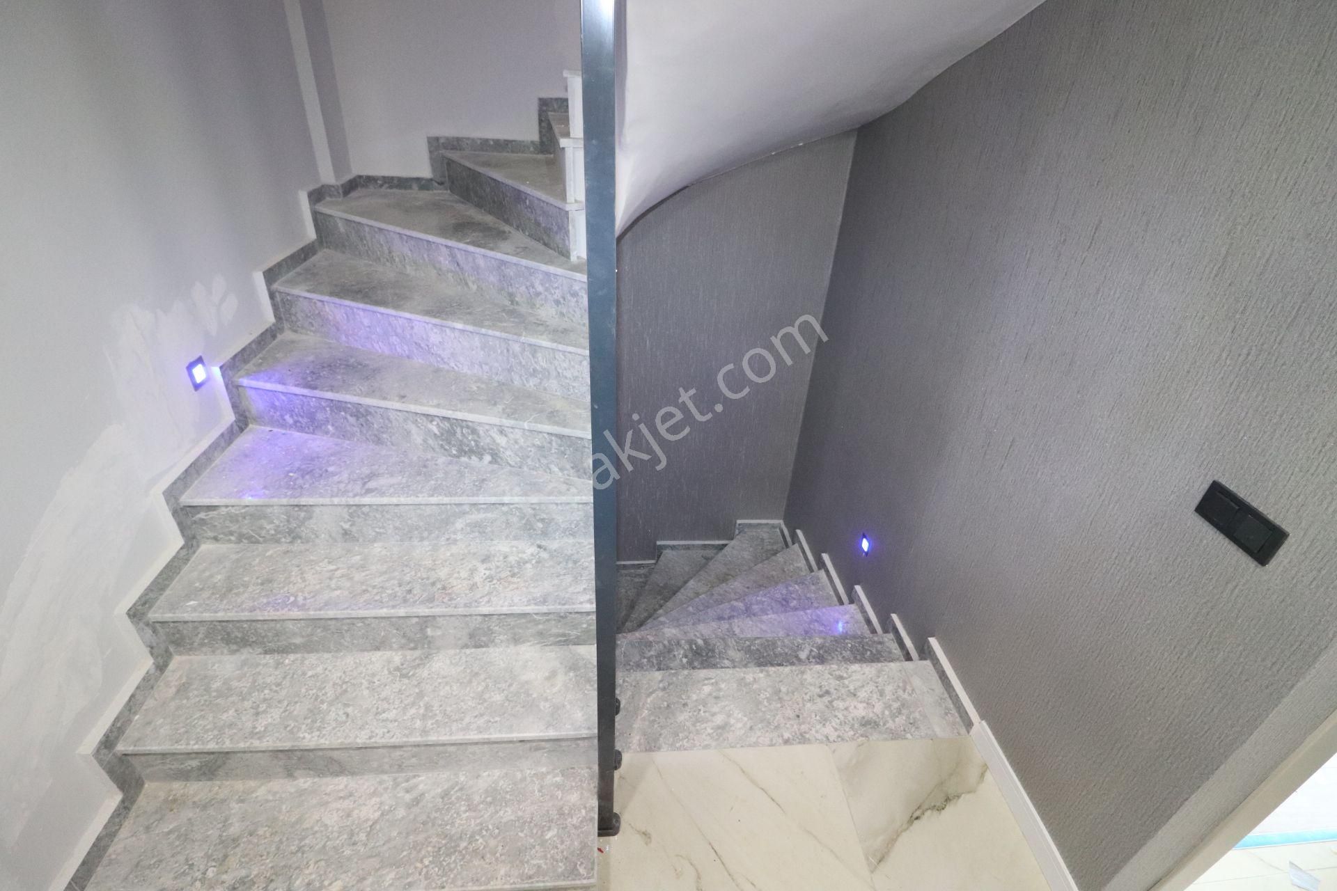 Irmaksudan Güre De Deniz Ve Dağ Manzaralı 5+1 Villa - Görsel 6
