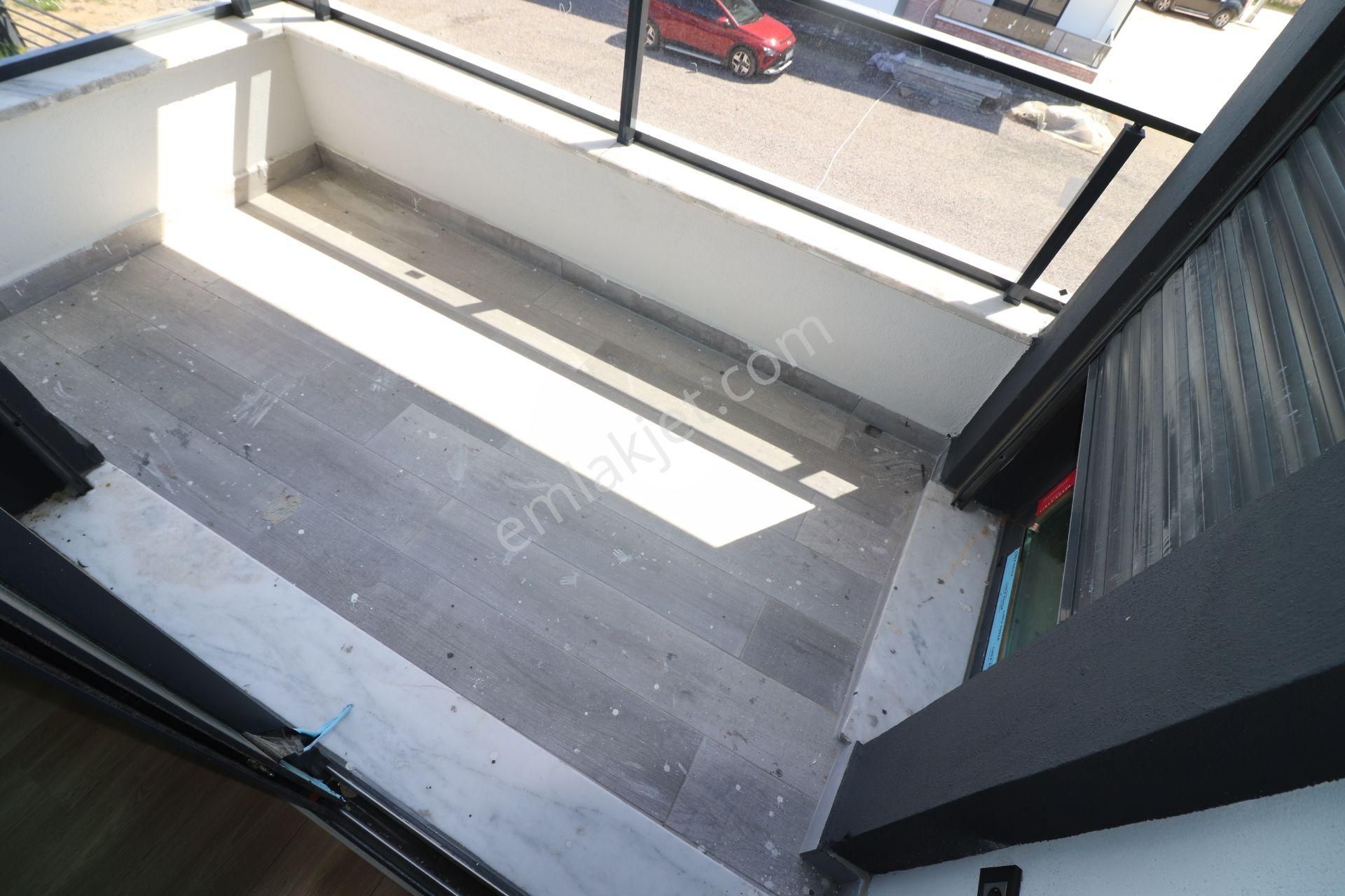 Irmaksudan Güre De Deniz Ve Dağ Manzaralı 5+1 Villa - Görsel 17