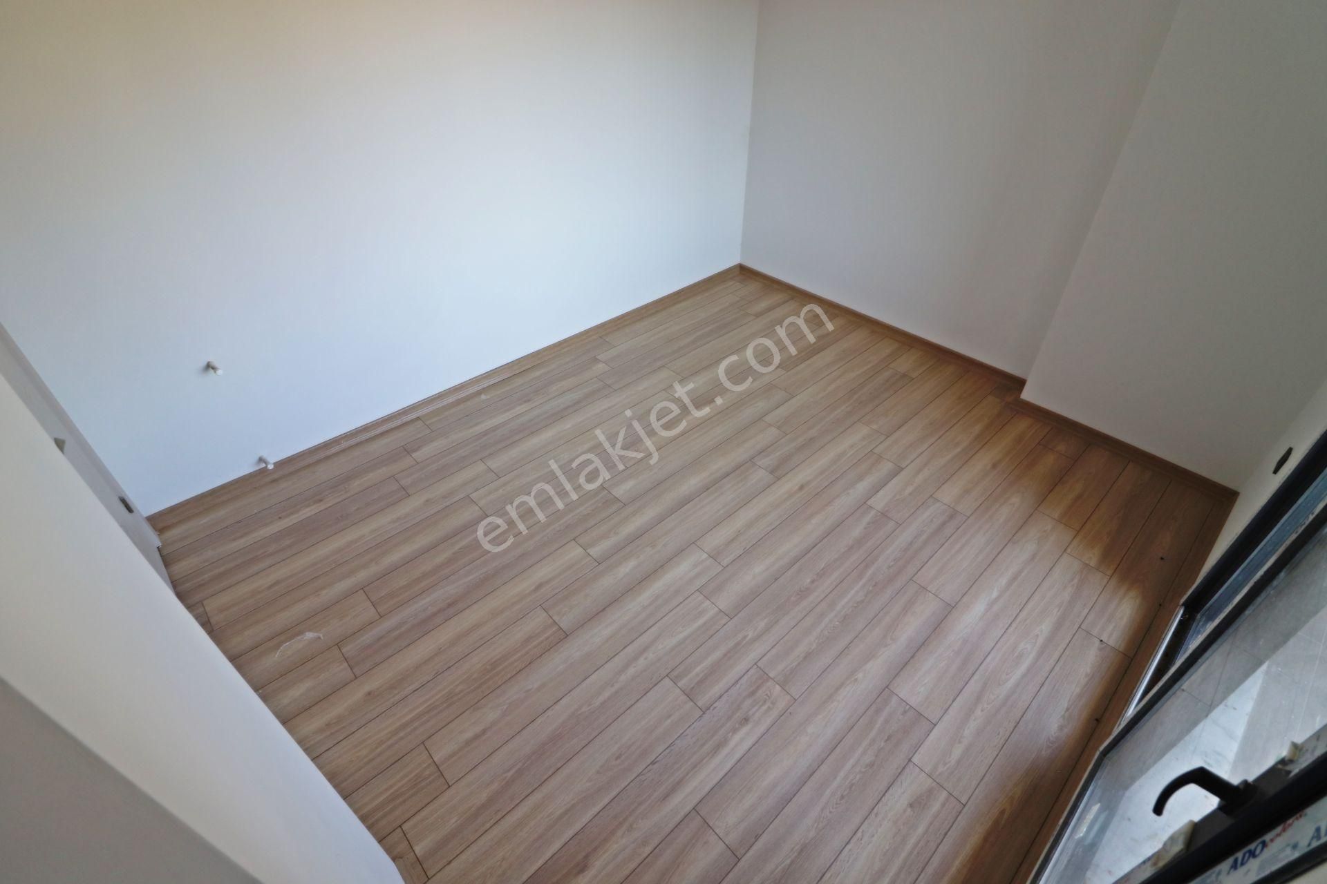 Burhaniye De Tasarımıyla Göz Kamaştıran Havuzlu Otoparklı3+1villa - Görsel 18