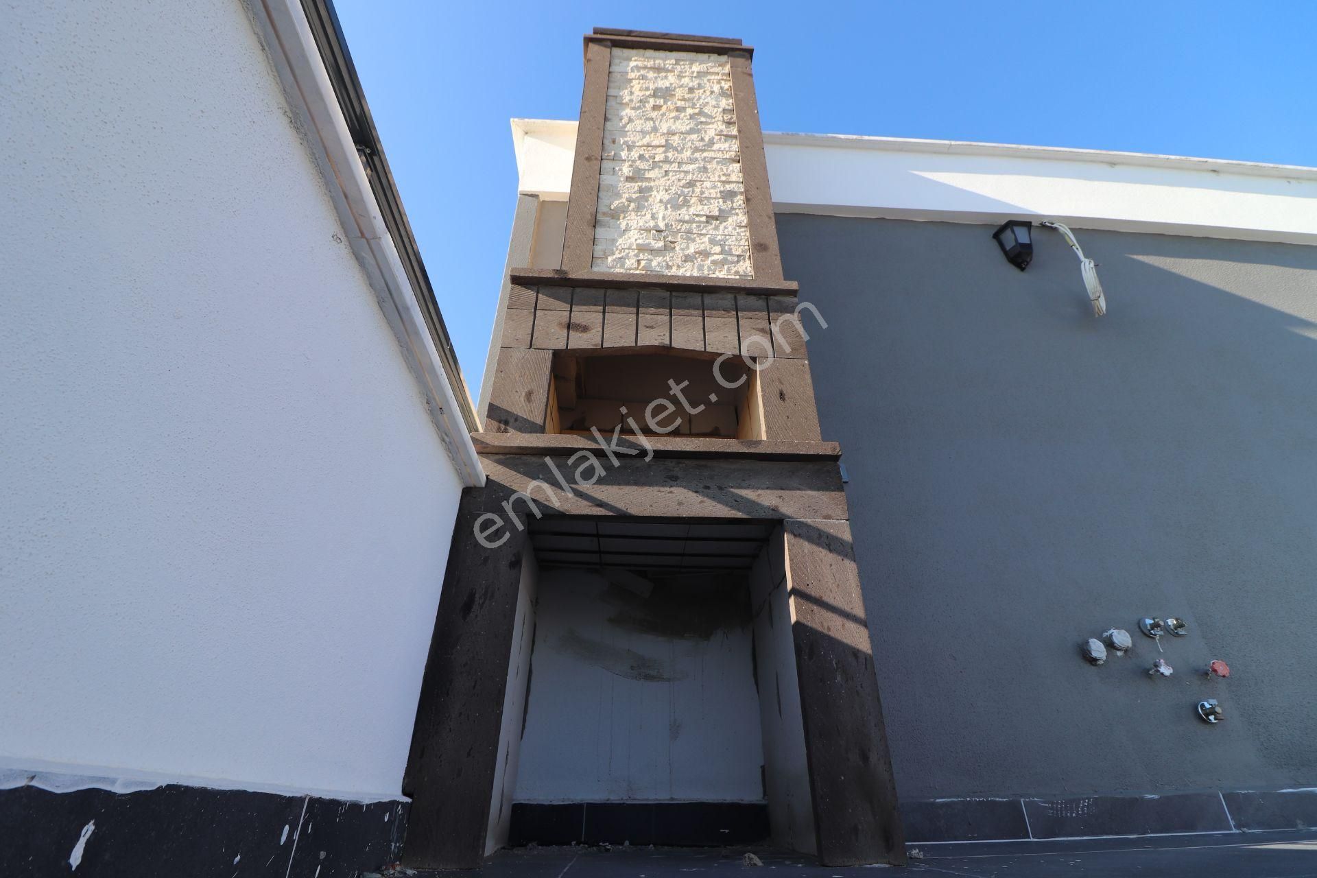 Burhaniye De Tasarımıyla Göz Kamaştıran Havuzlu Otoparklı3+1villa - Görsel 29