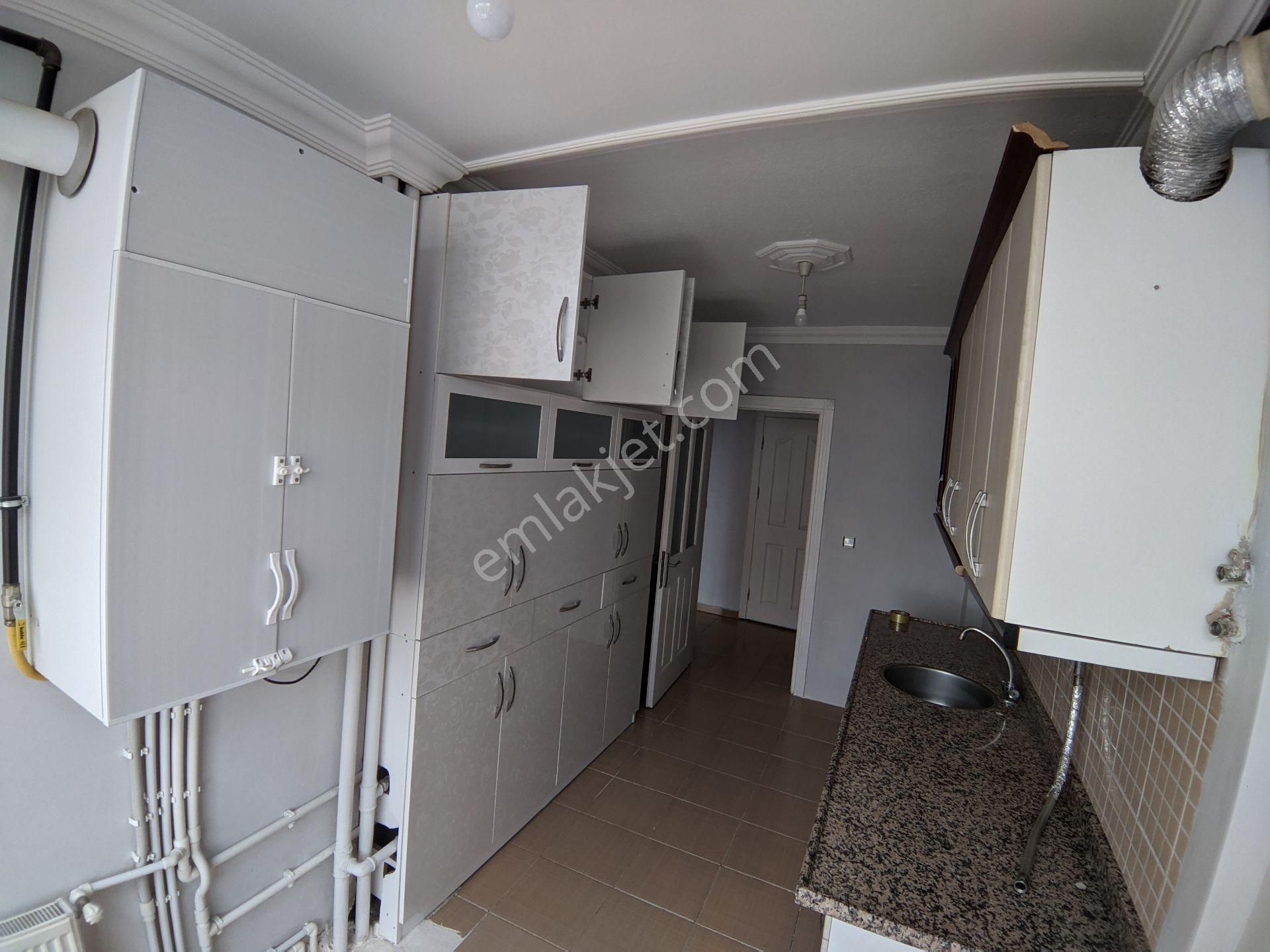 Menemen Koyundere Ahıska Toki Konutlarında Satılık 2+1 Daire
