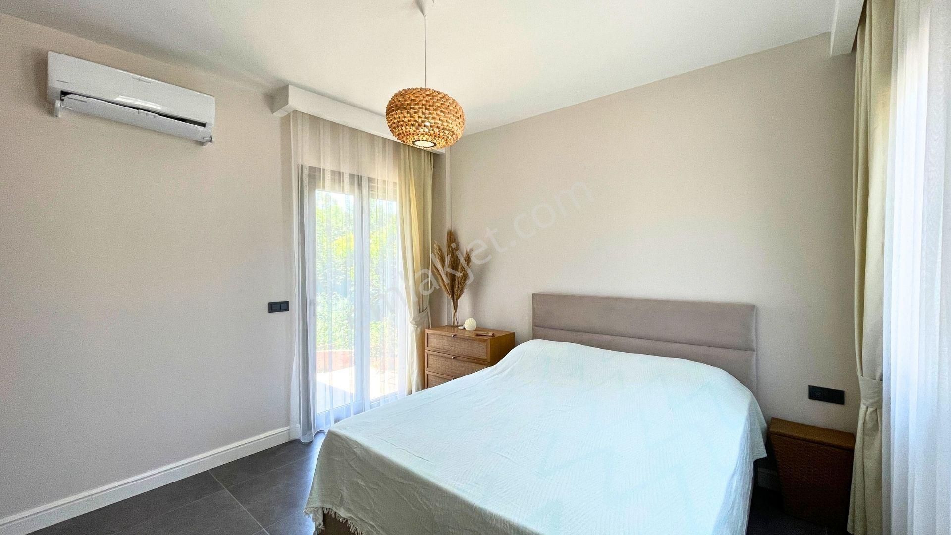 Kadıkalesi'nde, Tek Katlı, Bahçeli, Özel Havuzlu, Plaja Yakın Villa - Görsel 16