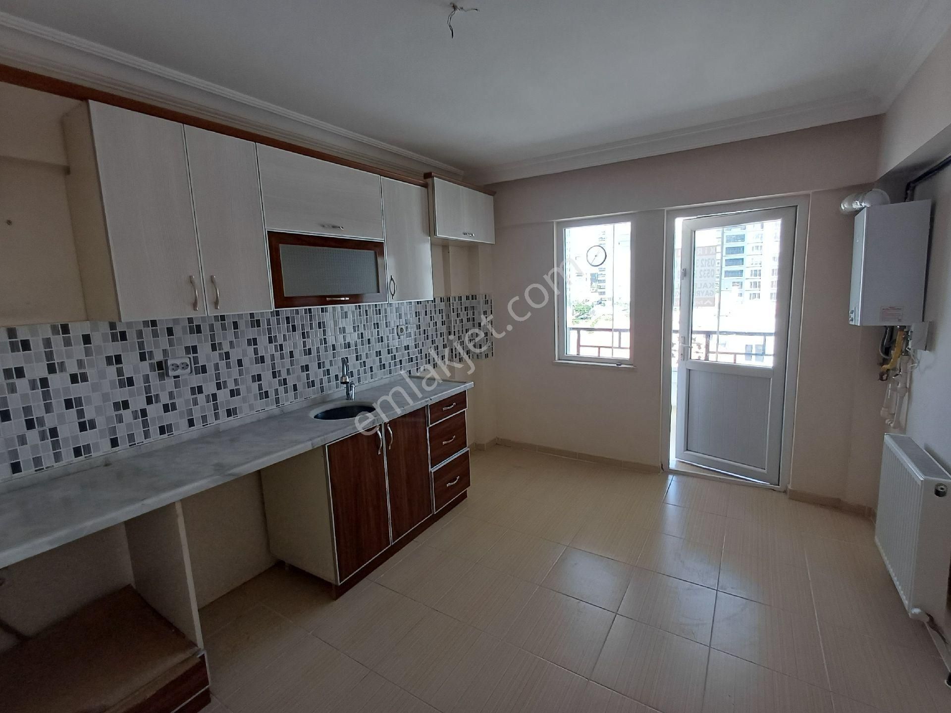 Durali Alıç Mahallesinde Çokkatlıda Kiralık 3+1 Daire