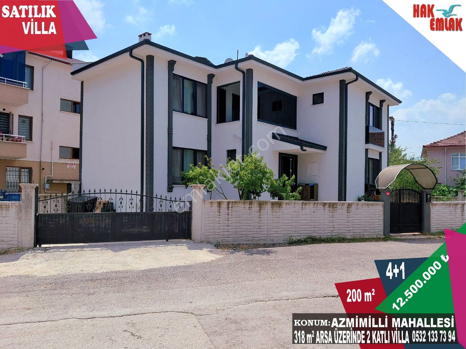 Hak Emlak'tan Tam Merkezi Konumda Satılık 4+1 Çok Uygun Villa