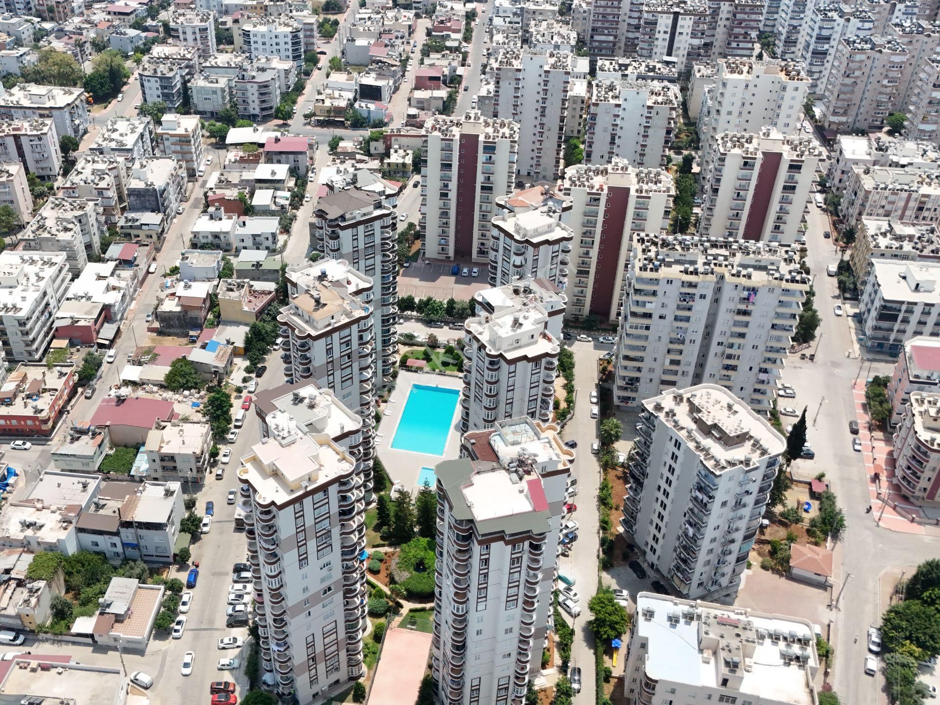 Mersin Yenişehir Hürriyet Mah. Site İçinde Satılık 3+1 Daire