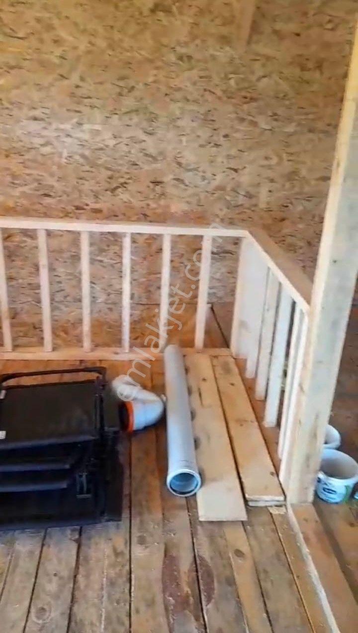Şehirden Uzak Doğanın Kalbinde 1201 M² Bahçeli 2 Katlı Ahşap Ev - Görsel 32