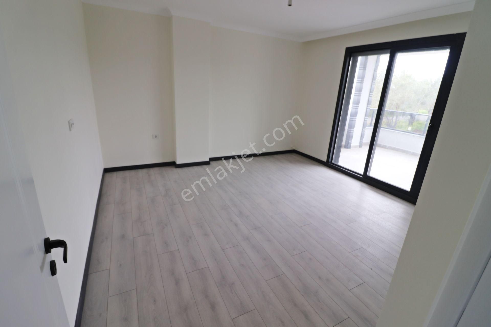 Hayalinizdeki Deniz Ve Dağ Manzaraya Sahip 4+1 Villa - Görsel 26